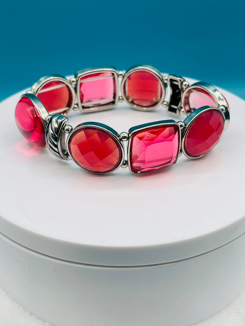 A circle of pinkness and red
